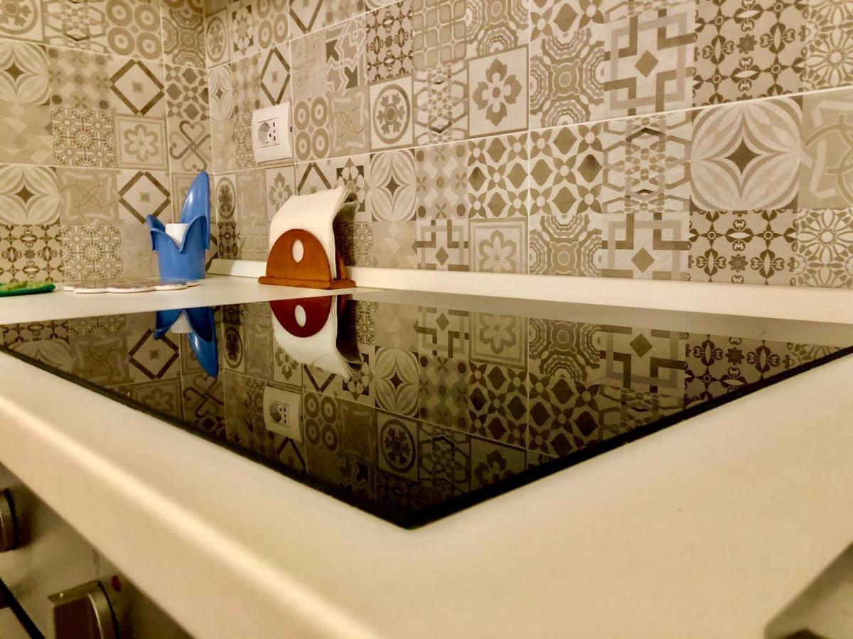 Al Civico 3 Centro Apartment โปลีญาโนอามาเร ภายนอก รูปภาพ