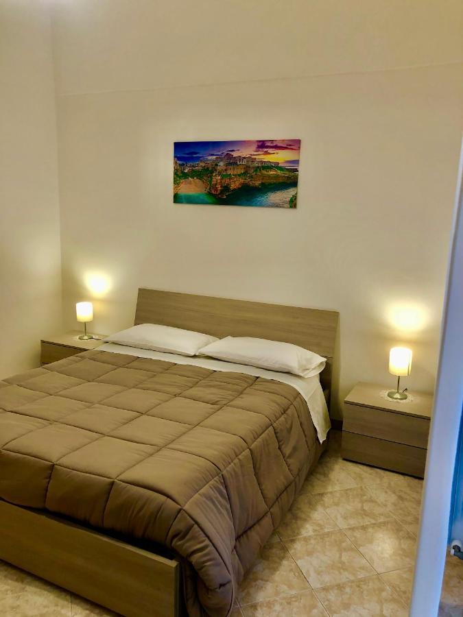 Al Civico 3 Centro Apartment โปลีญาโนอามาเร ภายนอก รูปภาพ