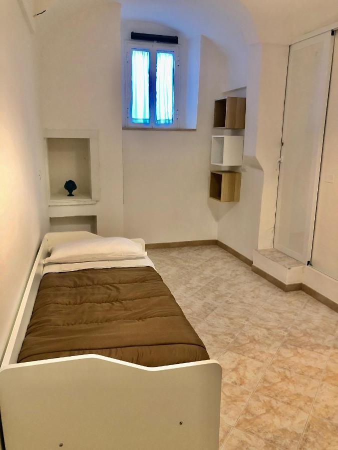 Al Civico 3 Centro Apartment โปลีญาโนอามาเร ภายนอก รูปภาพ